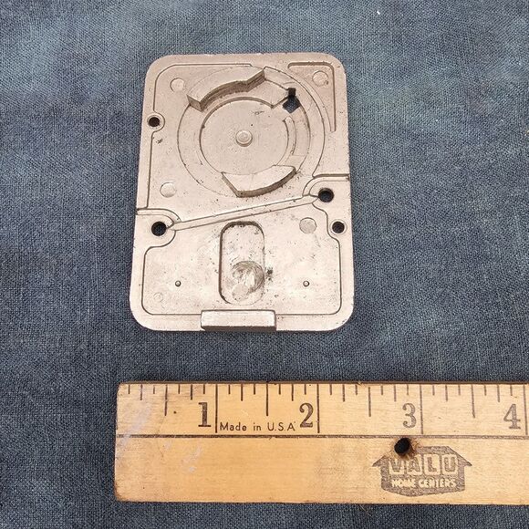 Sargent & Greenleaf Combo Safe Lock Backplate Group 1 No. 11171 - Type #2 - Picture 4 of 4